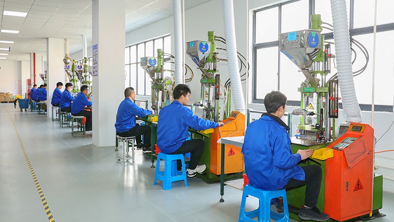 High-Pressure Molding VS Low-Pressure Molding: The Ultimate Choice in Wire Harness Encapsulation Technology